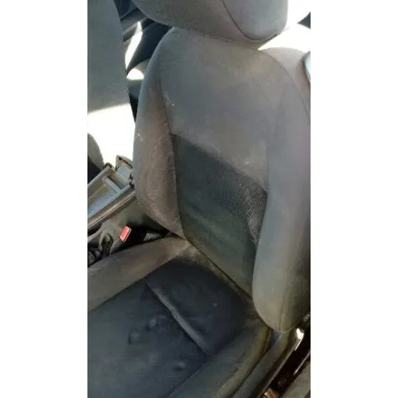 FORD FOCUS BERLINA (CAP) '2006 2.0 TDCI CAT GRIS OSCURO