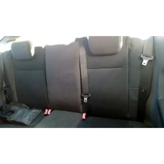 FORD FOCUS BERLINA (CAP) '2006 2.0 TDCI CAT GRIS OSCURO