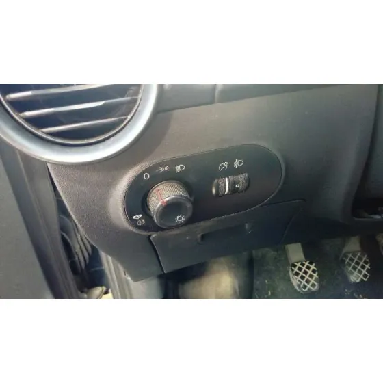 SEAT IBIZA (6L1) '2002 1.9 SDI GRIS