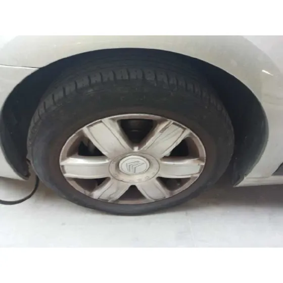 CITROEN C4 BERLINA '2008 1.6 16V HDI GRIS