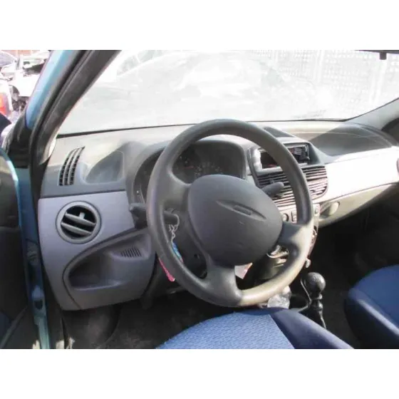 FIAT PUNTO BERLINA (188) '2002 1.2 8V ELX (I) AZUL CLARO