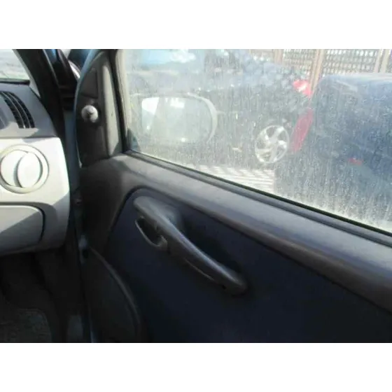 FIAT PUNTO BERLINA (188) '2002 1.2 8V ELX (I) AZUL CLARO