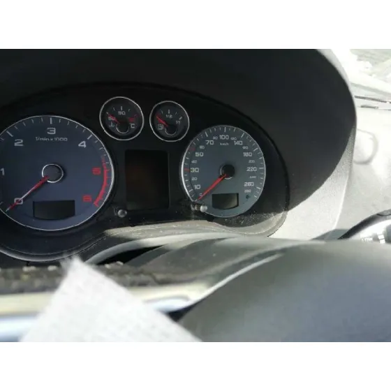 AUDI A3 (8P) '2011 2.0 TDI AMBIENTE NEGRO
