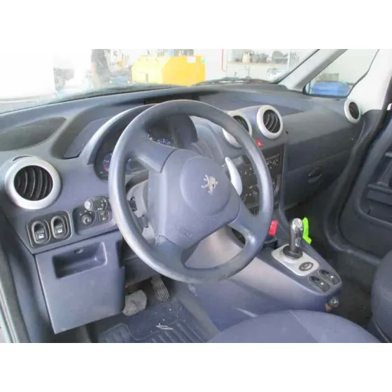 PEUGEOT 1007 '2005 1.4 AZUL