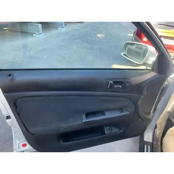 VOLKSWAGEN PASSAT BERLINA (3B3) '2003 ADVANCE PLATA