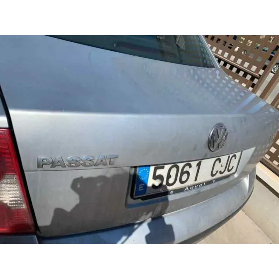 VOLKSWAGEN PASSAT BERLINA (3B3) '2003 ADVANCE PLATA
