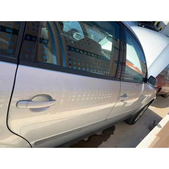 VOLKSWAGEN PASSAT BERLINA (3B3) '2003 ADVANCE PLATA
