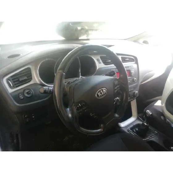 KIA CEE'D '2014 DRIVE BLANCO
