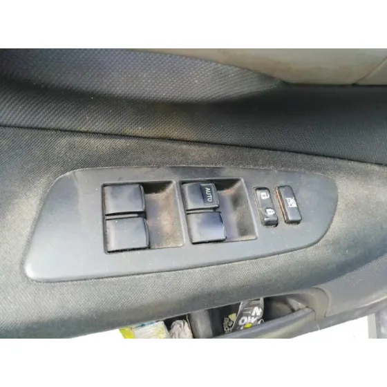 TOYOTA AURIS '2008 1.4 16V CAT GRIS OSCURO