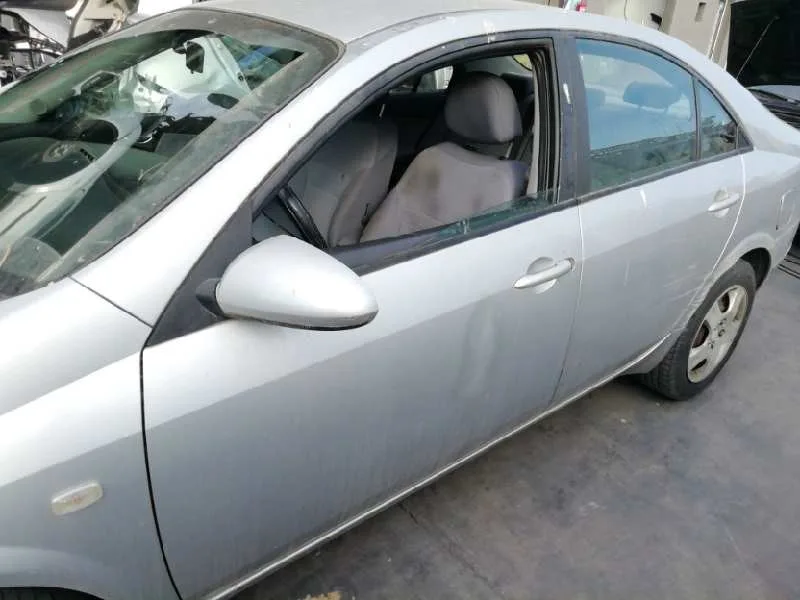 NISSAN PRIMERA BERLINA (P12) NISSAN PRIMERA BERLINA (P12) '2002 ACENTA PLATA 2001