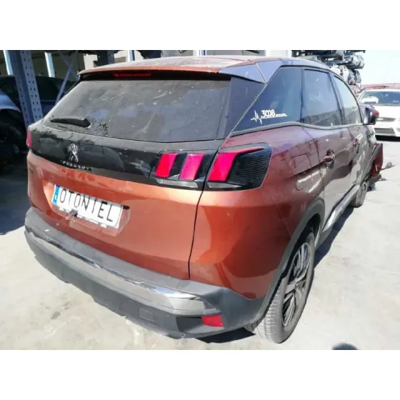PEUGEOT 3008 '2019 STYLE MARRON