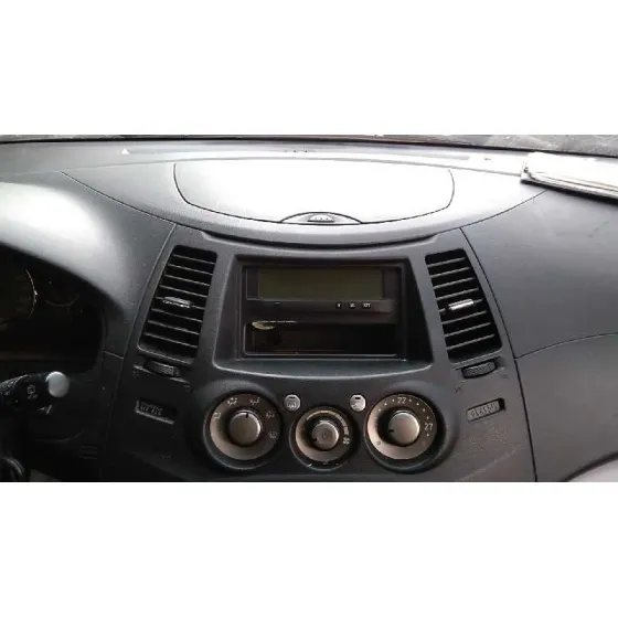 MITSUBISHI GRANDIS (NA0W) '2006 2.0 DI-D INFORM NEGRO