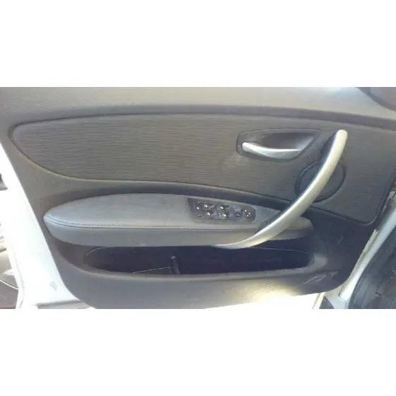 BMW SERIE 1 BERLINA (E81/E87) '2007 118D PLATA