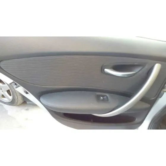 BMW SERIE 1 BERLINA (E81/E87) '2007 118D PLATA