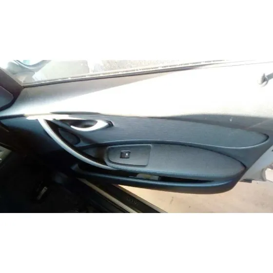 BMW SERIE 1 BERLINA (E81/E87) '2007 118D PLATA