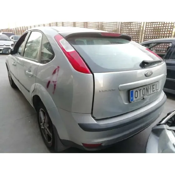 FORD FOCUS BERLINA (CAP) '2006 GHIA GRIS