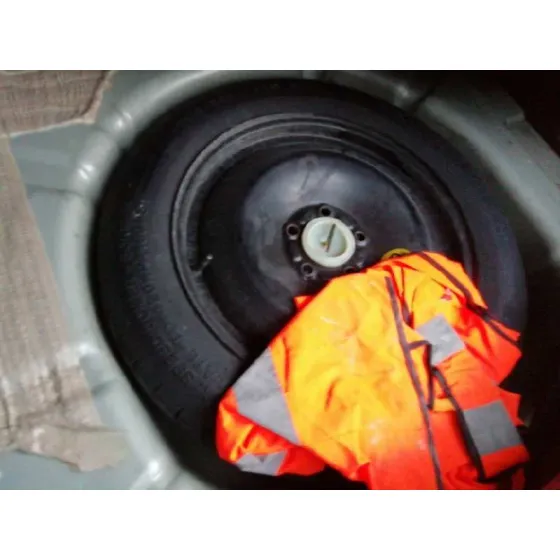 FORD FOCUS BERLINA (CAP) '2006 GHIA GRIS