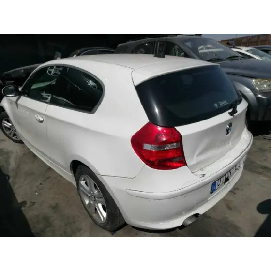 BMW SERIE 1 BERLINA (E81/E87) '2009 2.0 TURBODIESEL CAT BLANCO