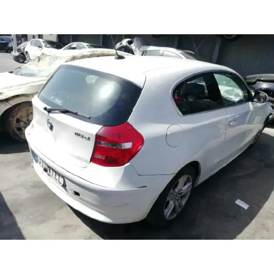 BMW SERIE 1 BERLINA (E81/E87) '2009 2.0 TURBODIESEL CAT BLANCO