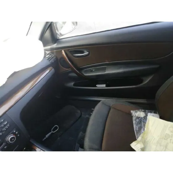 BMW SERIE 1 BERLINA (E81/E87) '2009 2.0 TURBODIESEL CAT BLANCO