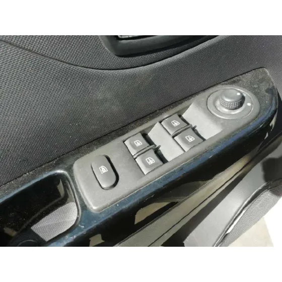 RENAULT CAPTUR '2014 1.5 DCI DIESEL FAP DOS TONOS