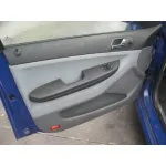 SKODA FABIA (6Y2/6Y3) SKODA FABIA (6Y2/6Y3) '2001 ATTRACTIVE AZUL 2002