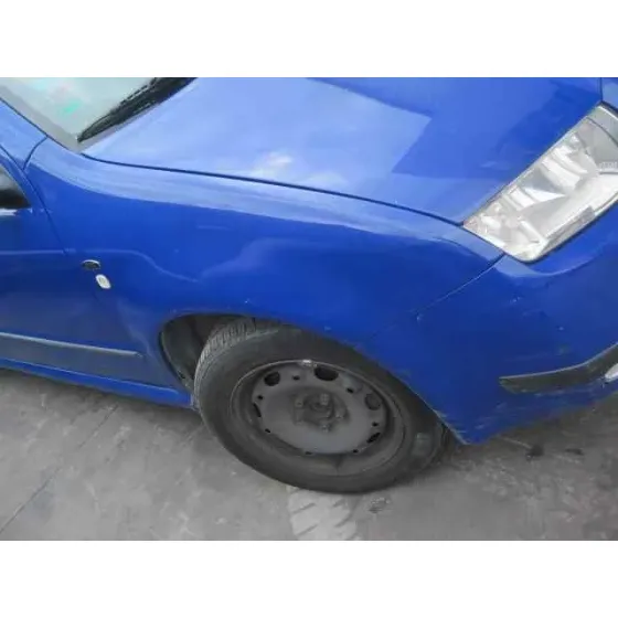 SKODA FABIA (6Y2/6Y3) '2001 ATTRACTIVE AZUL