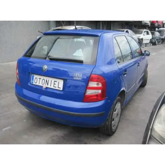 SKODA FABIA (6Y2/6Y3) '2001 ATTRACTIVE AZUL