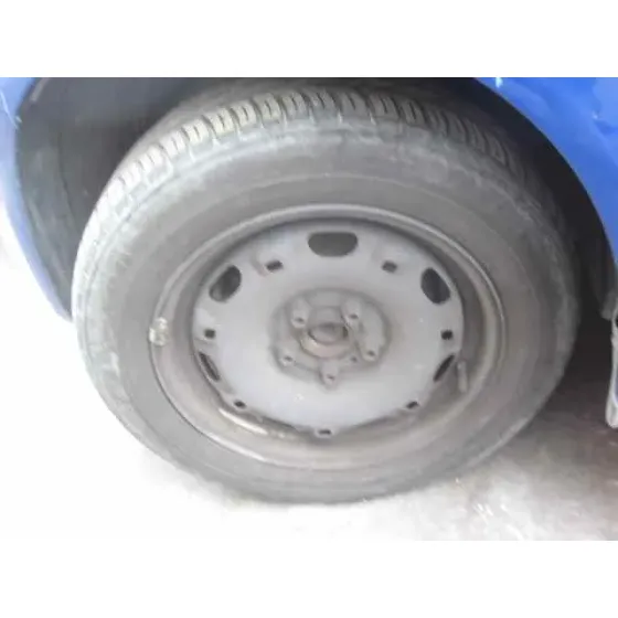 SKODA FABIA (6Y2/6Y3) '2001 ATTRACTIVE AZUL