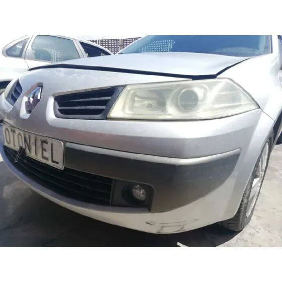 RENAULT MEGANE II BERLINA 5P '2006 AUTHENTIQUE GRIS PLATA