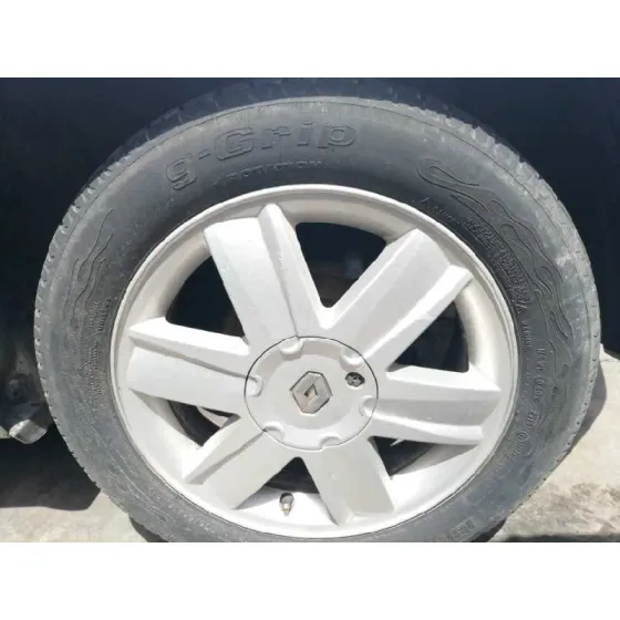 RENAULT MEGANE II BERLINA 5P '2006 AUTHENTIQUE GRIS PLATA