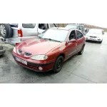 RENAULT MEGANE I FASE 2 CLASSIC (LA..) RENAULT MEGANE I FASE 2 CLASSIC (LA..) '2001 1.4 16V AUTHENTIQUE ROJO 2000