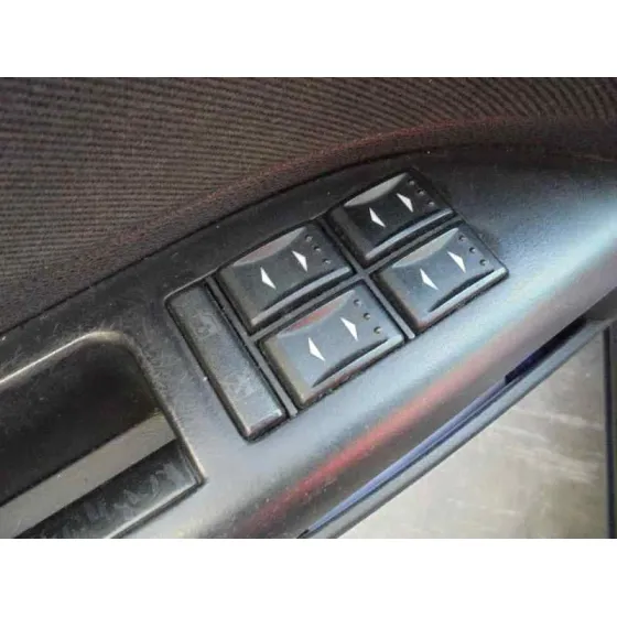 FORD MONDEO BERLINA (GE) '2006 AMBIENTE (06.2003->) (D) NEGRO