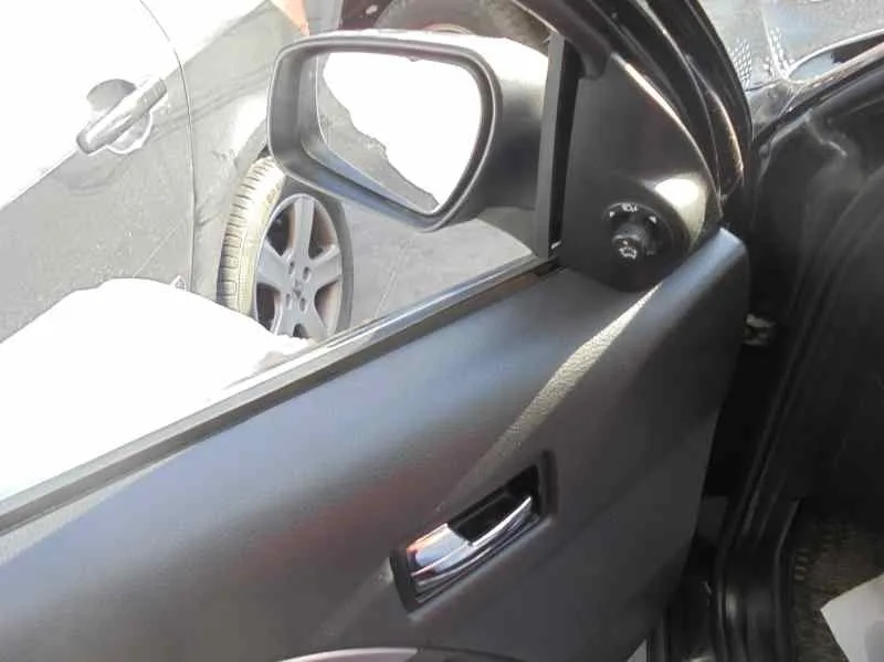 FORD MONDEO BERLINA (GE) '2006 AMBIENTE (06.2003->) (D) NEGRO
