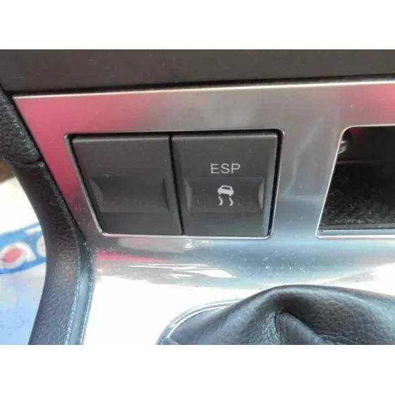 FORD MONDEO BERLINA (GE) '2006 AMBIENTE (06.2003->) (D) NEGRO