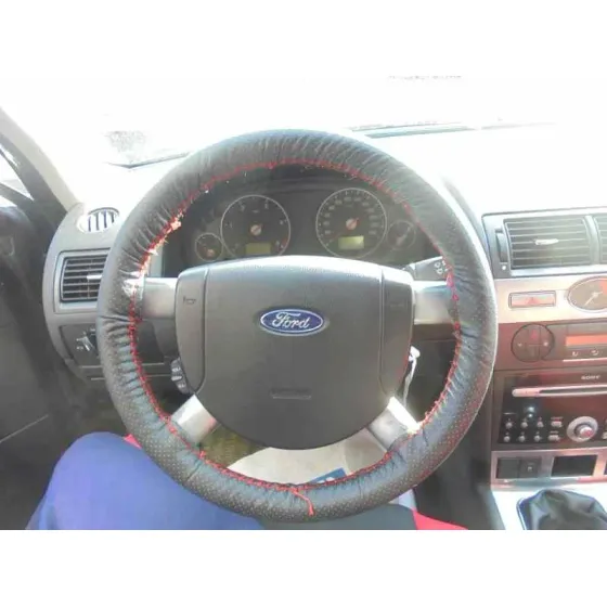 FORD MONDEO BERLINA (GE) '2006 AMBIENTE (06.2003->) (D) NEGRO
