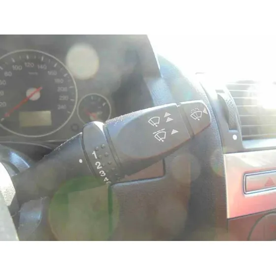 FORD MONDEO BERLINA (GE) '2006 AMBIENTE (06.2003->) (D) NEGRO