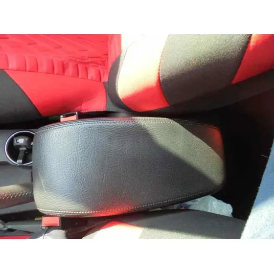 FORD MONDEO BERLINA (GE) '2006 AMBIENTE (06.2003->) (D) NEGRO