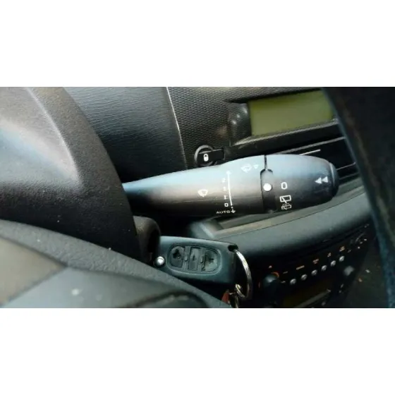 CITROEN C4 BERLINA '2008 COLLECTION NEGRO