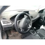 RENAULT MEGANE III SPORT TOURER RENAULT MEGANE III SPORT TOURER '2010 1.5 DCI DIESEL FAP BLANCO 2009