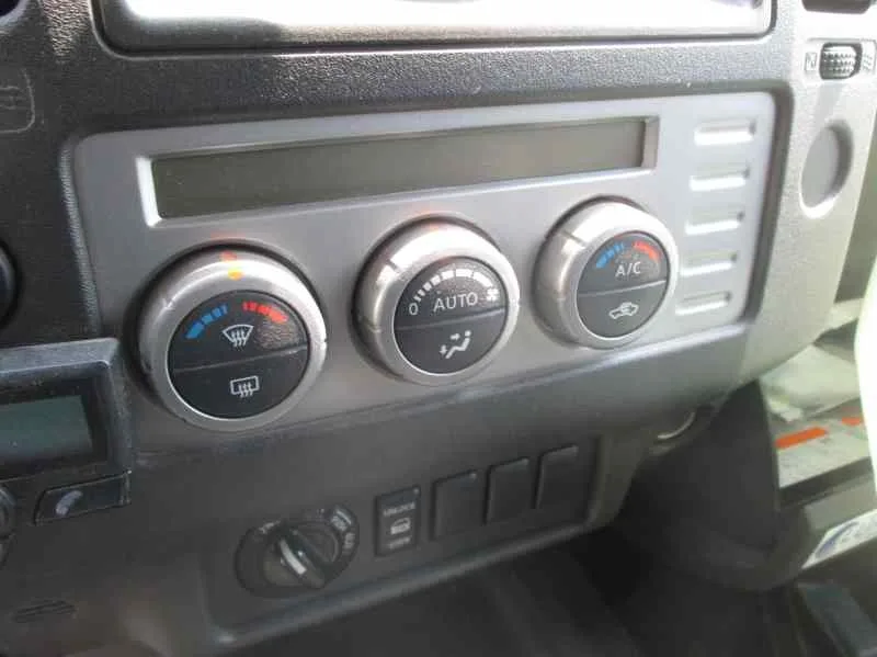 NISSAN NAVARA PICK-UP (D40M) NISSAN NAVARA PICK-UP (D40M) '2007 DOBLE CAB LE 4X4 NEGRO 2007