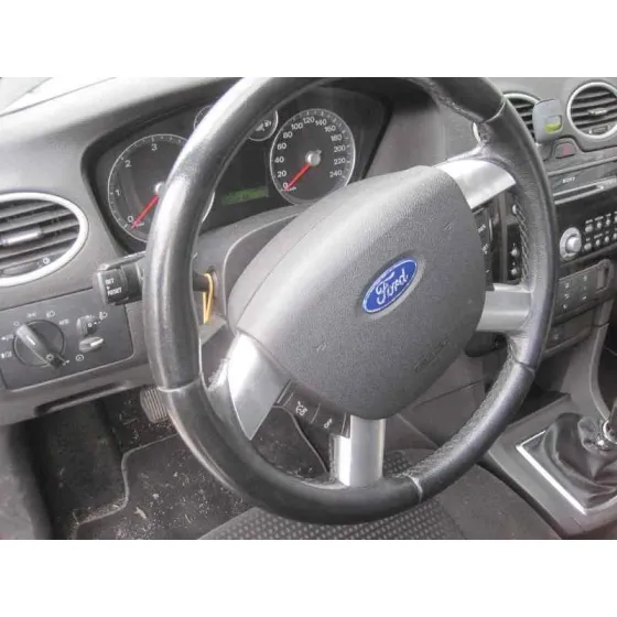 FORD FOCUS BERLINA (CAP) '2006 GHIA AZYK