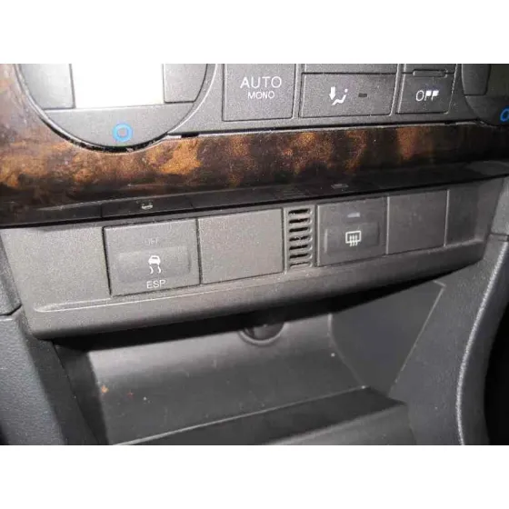 FORD FOCUS BERLINA (CAP) '2006 GHIA AZYK