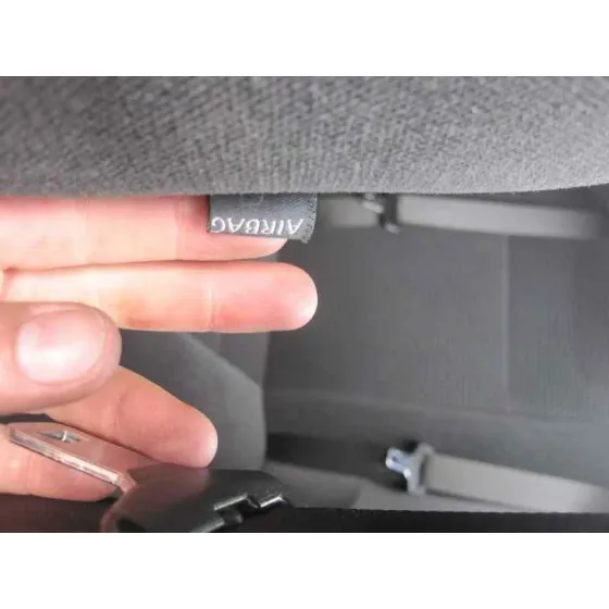 FORD FOCUS BERLINA (CAP) '2006 GHIA AZYK