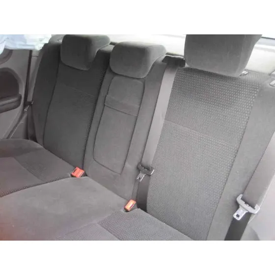 FORD FOCUS BERLINA (CAP) '2006 GHIA AZYK