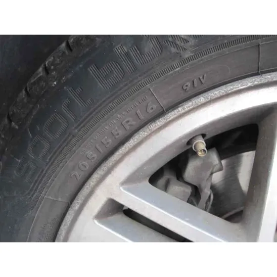 FORD FOCUS BERLINA (CAP) '2006 GHIA AZYK