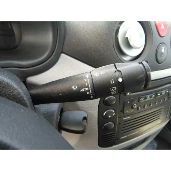 CITROEN C3 '2002 1.4 HDI 16V EXCLUSIVE AZUL