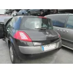 RENAULT MEGANE II BERLINA 3P RENAULT MEGANE II BERLINA 3P '2004 CONFORT AUTHENTIQUE NEGRO 2002
