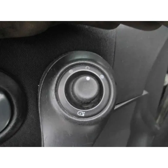 RENAULT MEGANE II BERLINA 3P '2004 CONFORT AUTHENTIQUE NEGRO