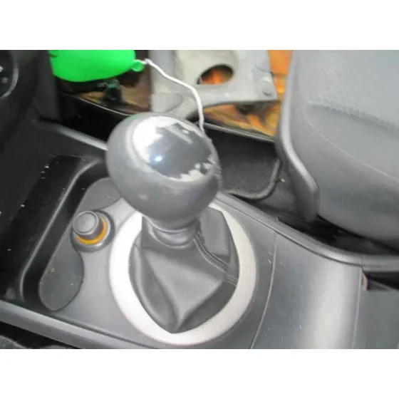 RENAULT MEGANE II BERLINA 3P '2004 CONFORT AUTHENTIQUE NEGRO